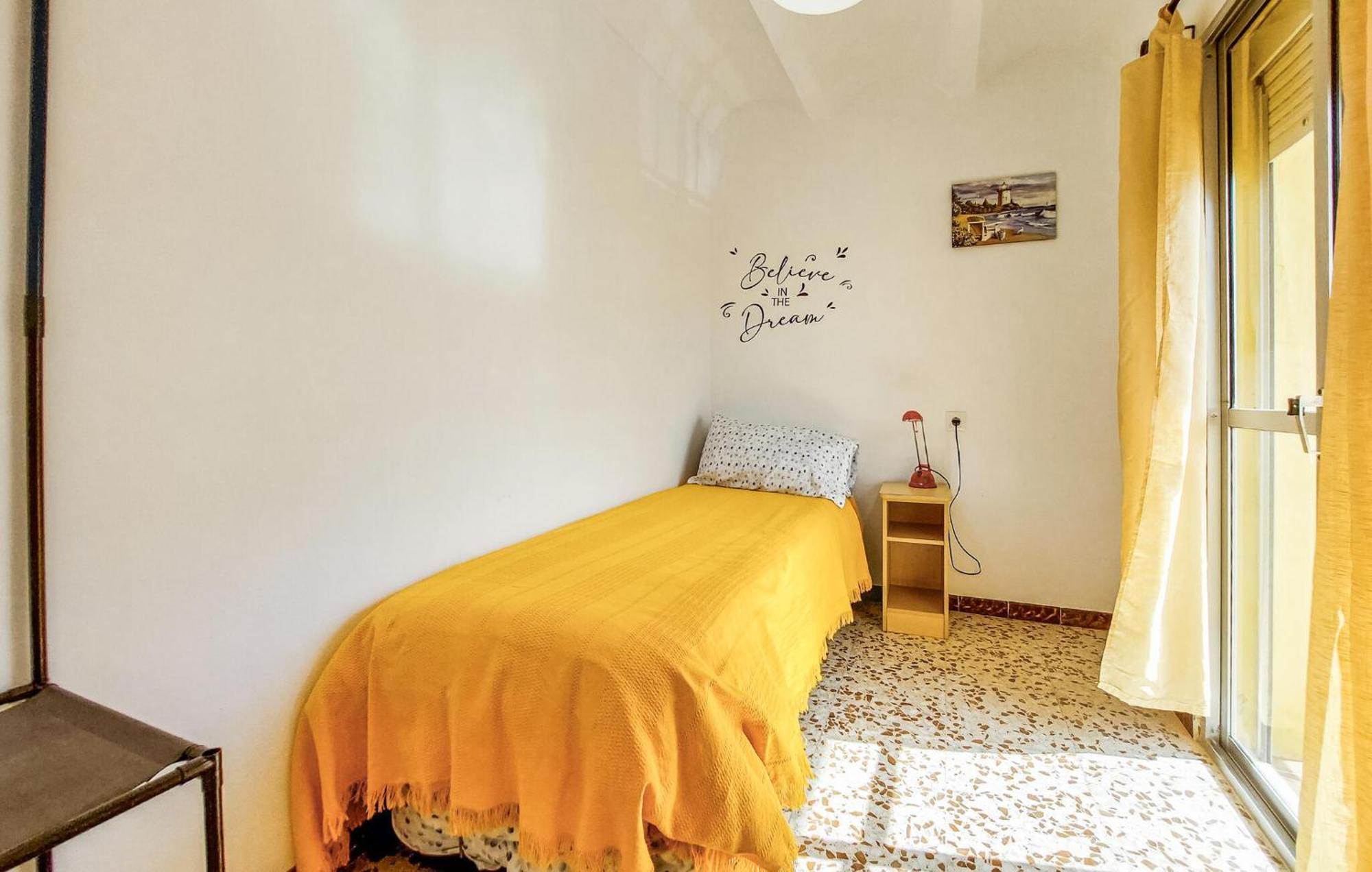 2 Bedroom Nice Apartment In Пуерто Реал Екстериор снимка