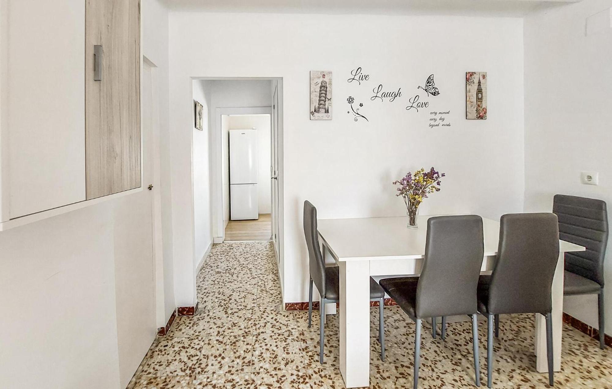 2 Bedroom Nice Apartment In Пуерто Реал Екстериор снимка